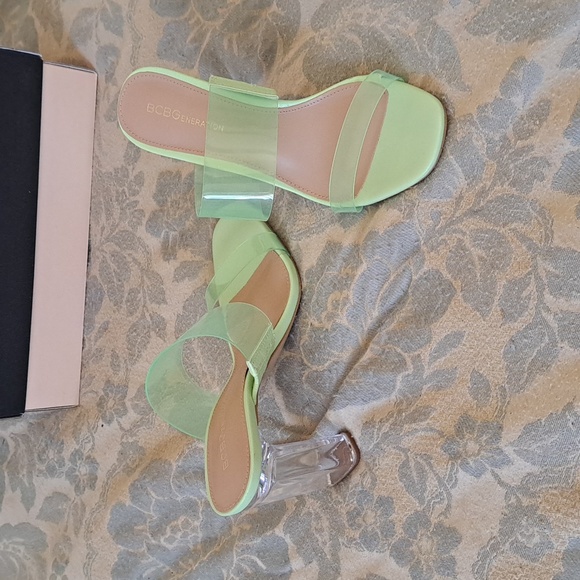 Excellent  BCBG Sandal Heels Size 7 - Picture 7 of 8